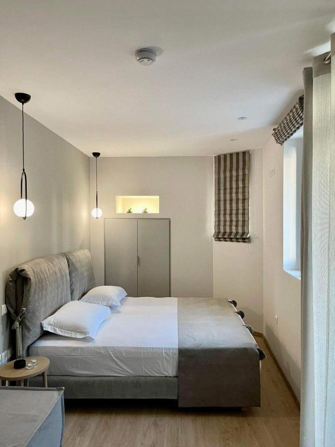 Platanos House Apartment Plomari ภายนอก รูปภาพ