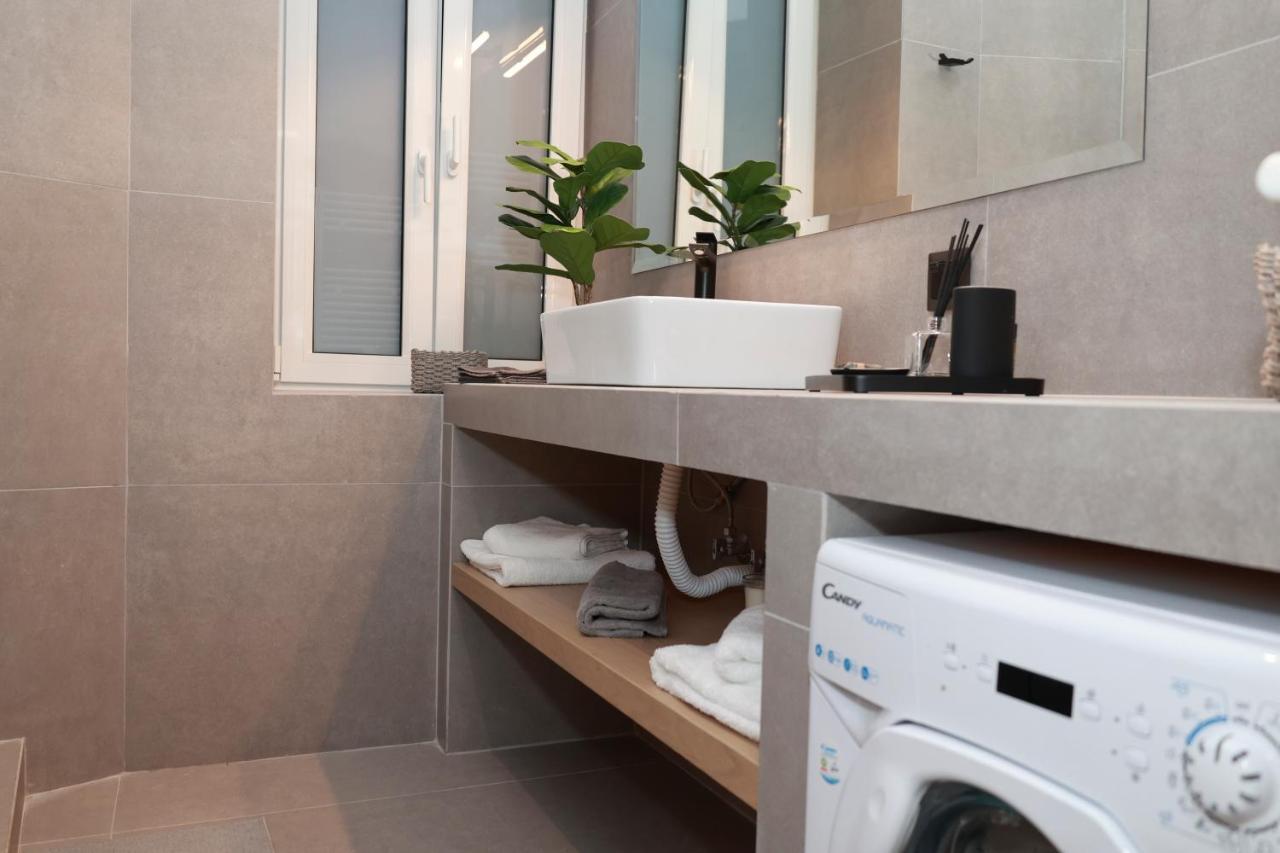 Platanos House Apartment Plomari ภายนอก รูปภาพ