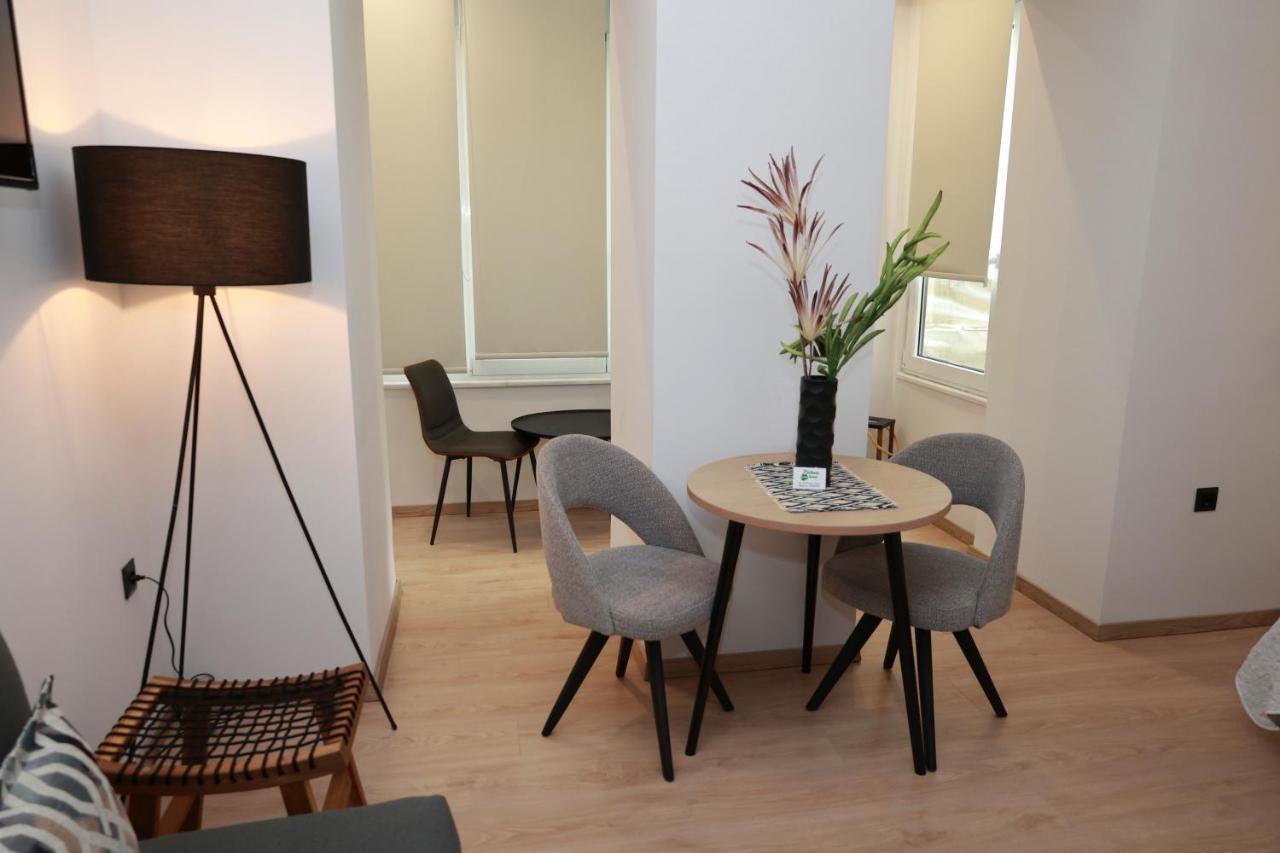 Platanos House Apartment Plomari ภายนอก รูปภาพ