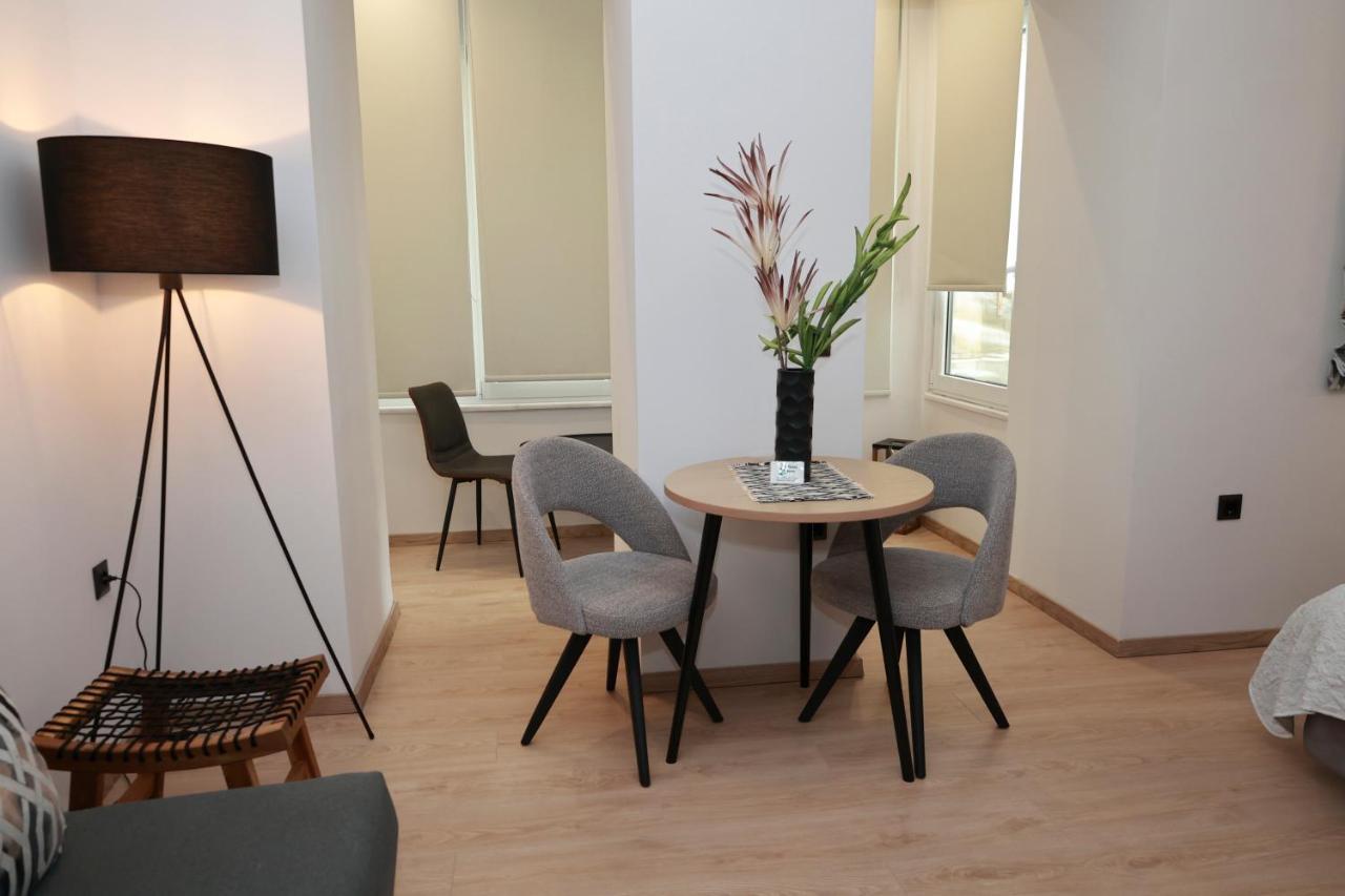 Platanos House Apartment Plomari ภายนอก รูปภาพ