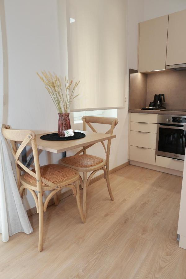 Platanos House Apartment Plomari ภายนอก รูปภาพ